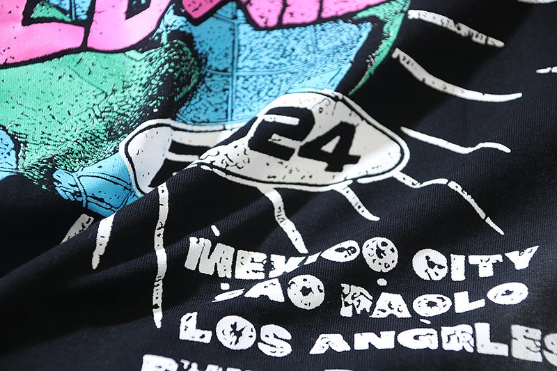 Hellstar Worldwide 2024 Globe Graphic Short-Sleeve T-Shirt — fabric_closeup