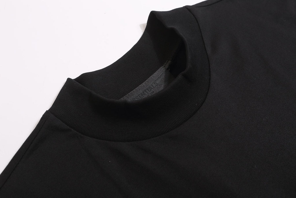 Fear of God Essentials Small Logo Short-Sleeve T-Shirt — detail
