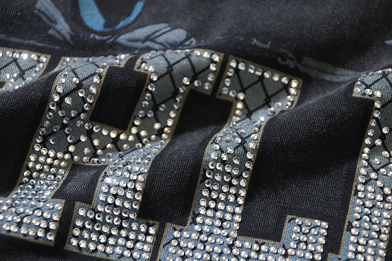 VALE USA Athletic Rhinestone Graphic T-Shirt — detail