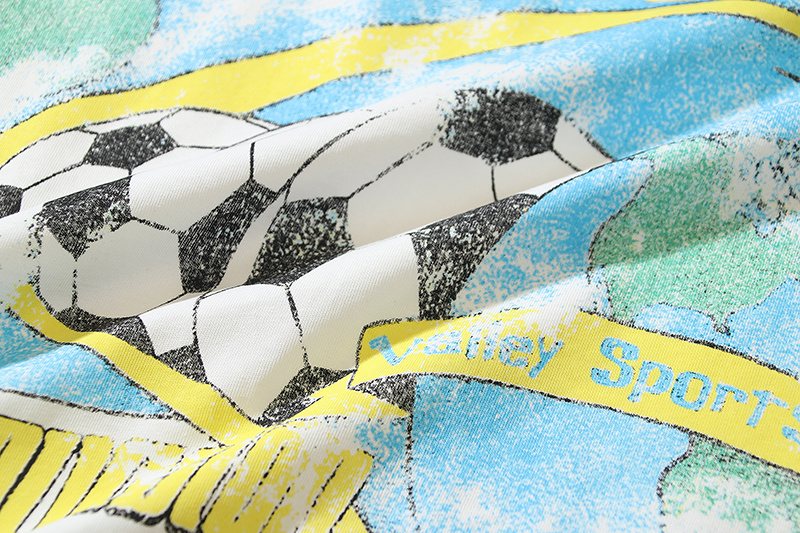 VALE USA Soccer Graphic Short-Sleeve T-Shirt — detail