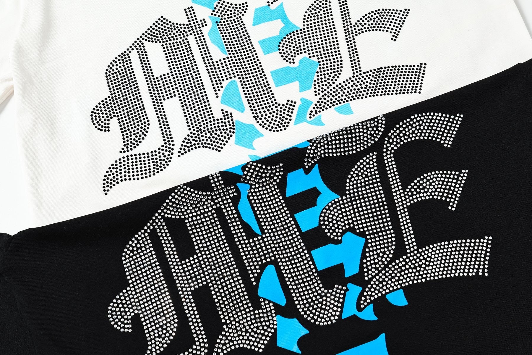 MIXED EMOTION Angel Dove Graphic T-Shirt — detail
