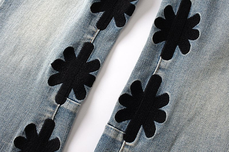 LOSTSHDWS Light Blue Flower Applique Flared Jeans — detail