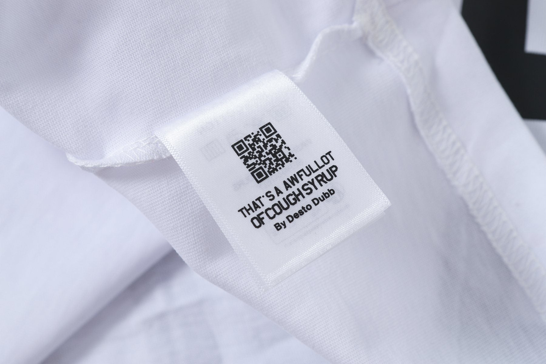 THAT'S A AWFUL LOT OF COUGH SYRUP Leaf Graphic Short-Sleeve T-Shirt — neck_label