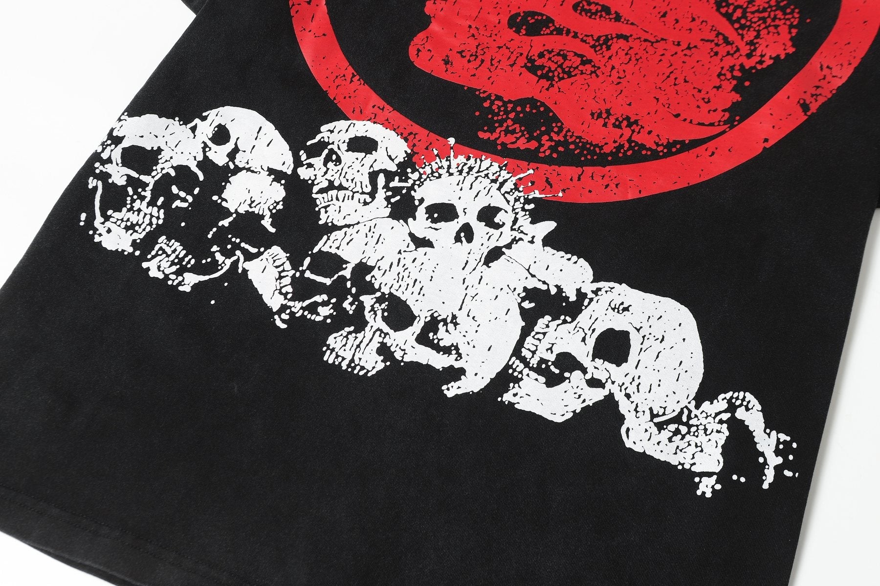 Hellstar Distressed Skull Graphic T-Shirt — detail