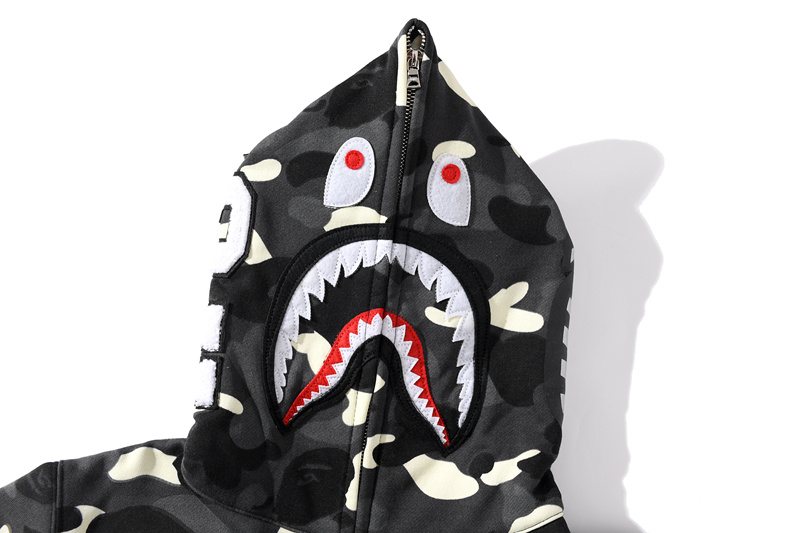 BAPE WGM Shark Camo Full-Zip Hoodie — detail