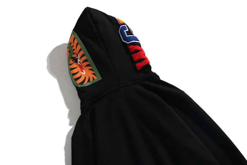 BAPE Shark Camo Full-Zip Hoodie — detail