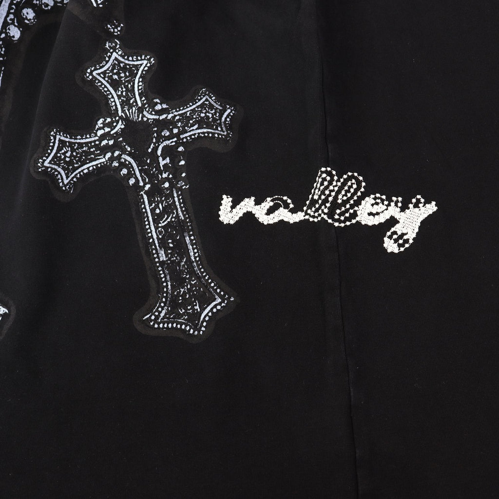 VALE USA Studded Cross Graphic T-Shirt — detail