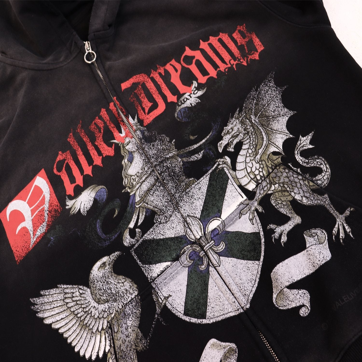VALE USA Guardian Graphic Zip Hoodie and Jogger Set — detail