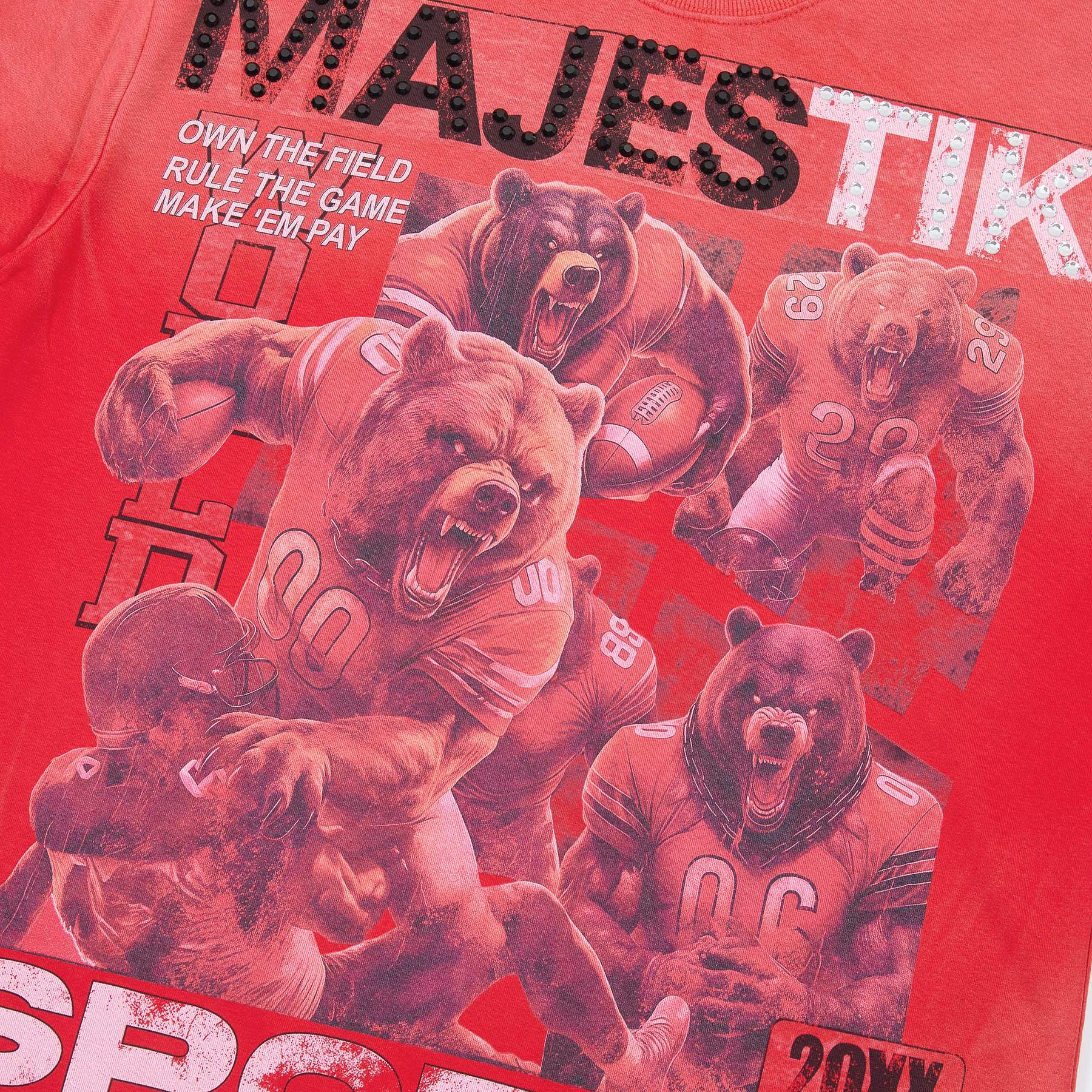 MAJESTIK Red Bear Football Graphic T-Shirt — detail