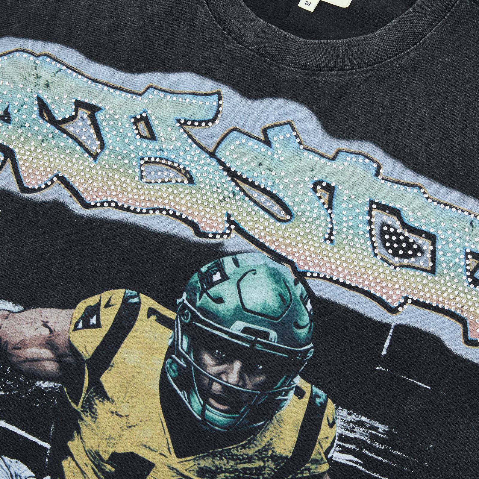 MAJESTIK Bulldog Football Graphic Cropped T-Shirt — detail