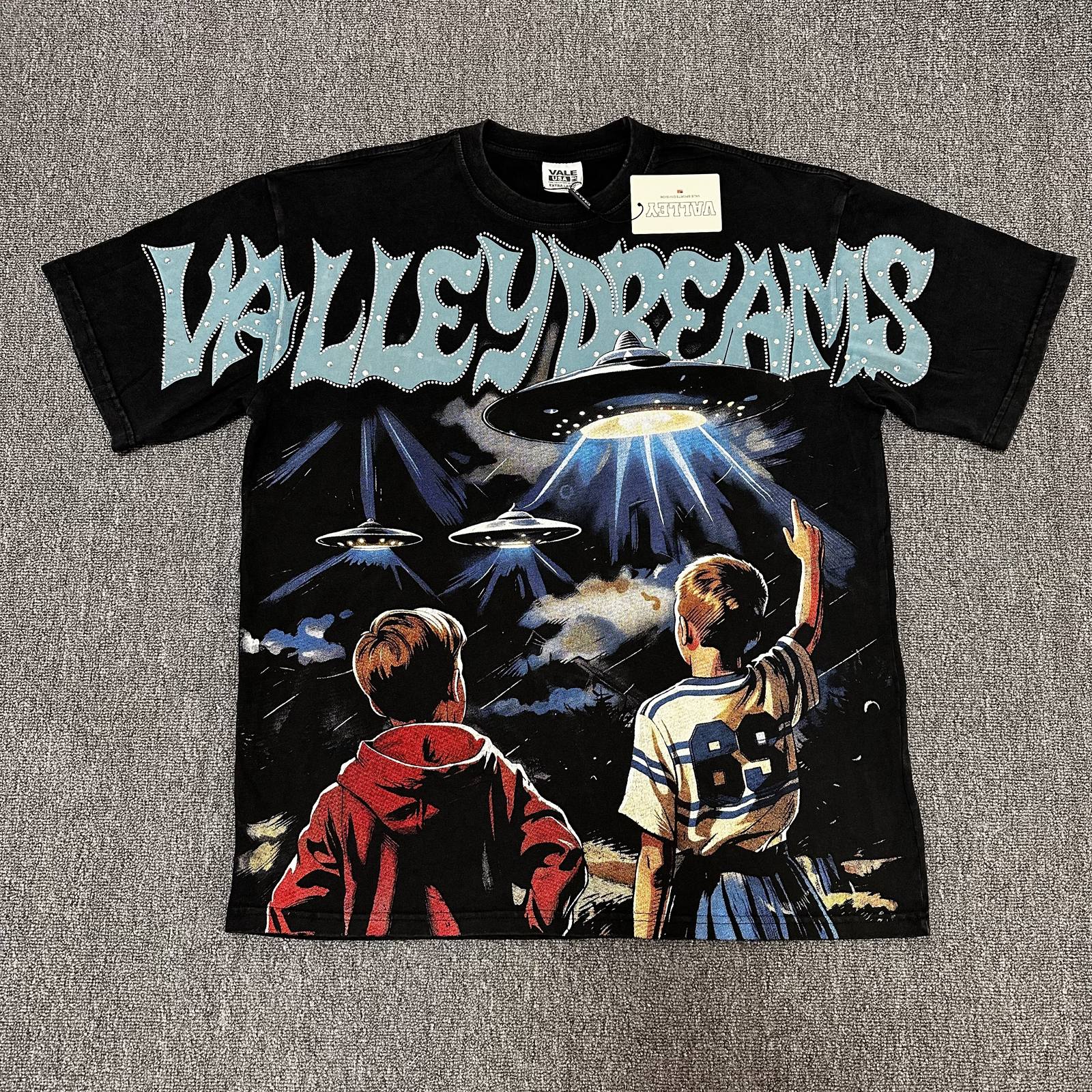 VALE USA UFO Graphic Short-Sleeve T-Shirt — hero