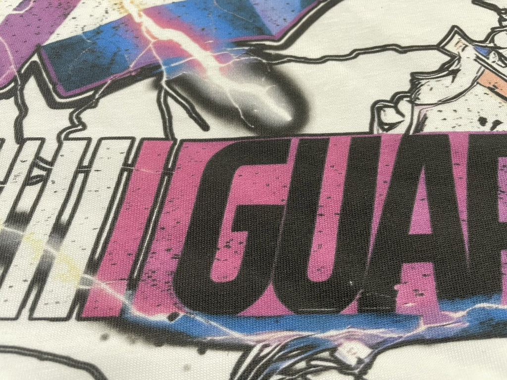 GUAPI Racing Car Graphic T-Shirt — fabric_closeup