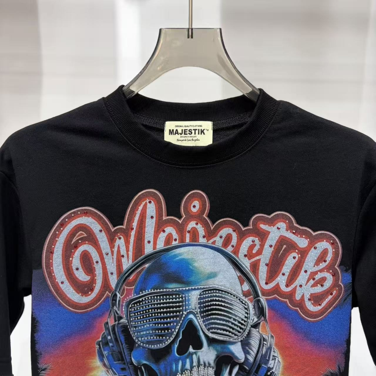 MAJESTIK Skull Headphones Graphic T-Shirt — detail