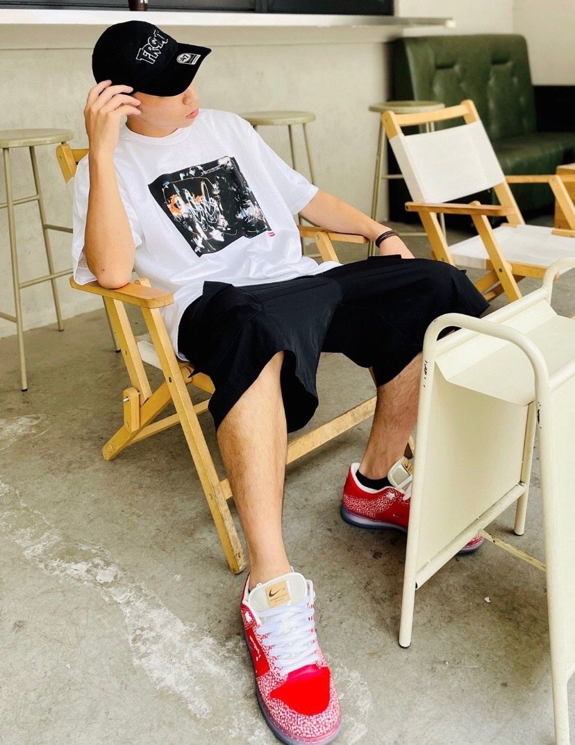 Supreme Futura2000 Graphic Short-Sleeve T-Shirt — context