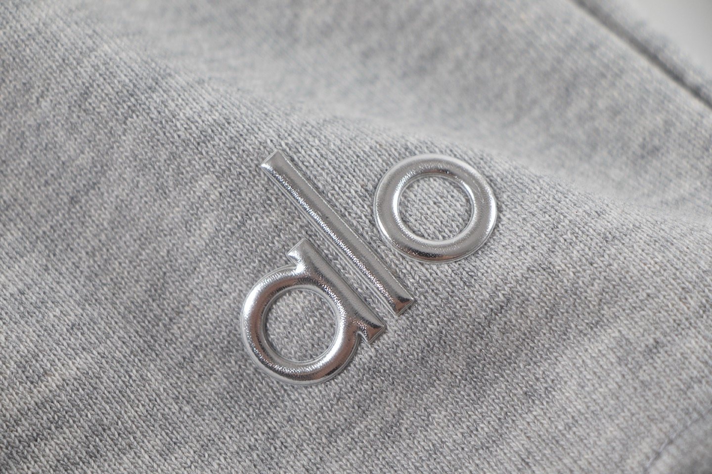 alo Elastic Waist Logo Detail Shorts — fabric_closeup