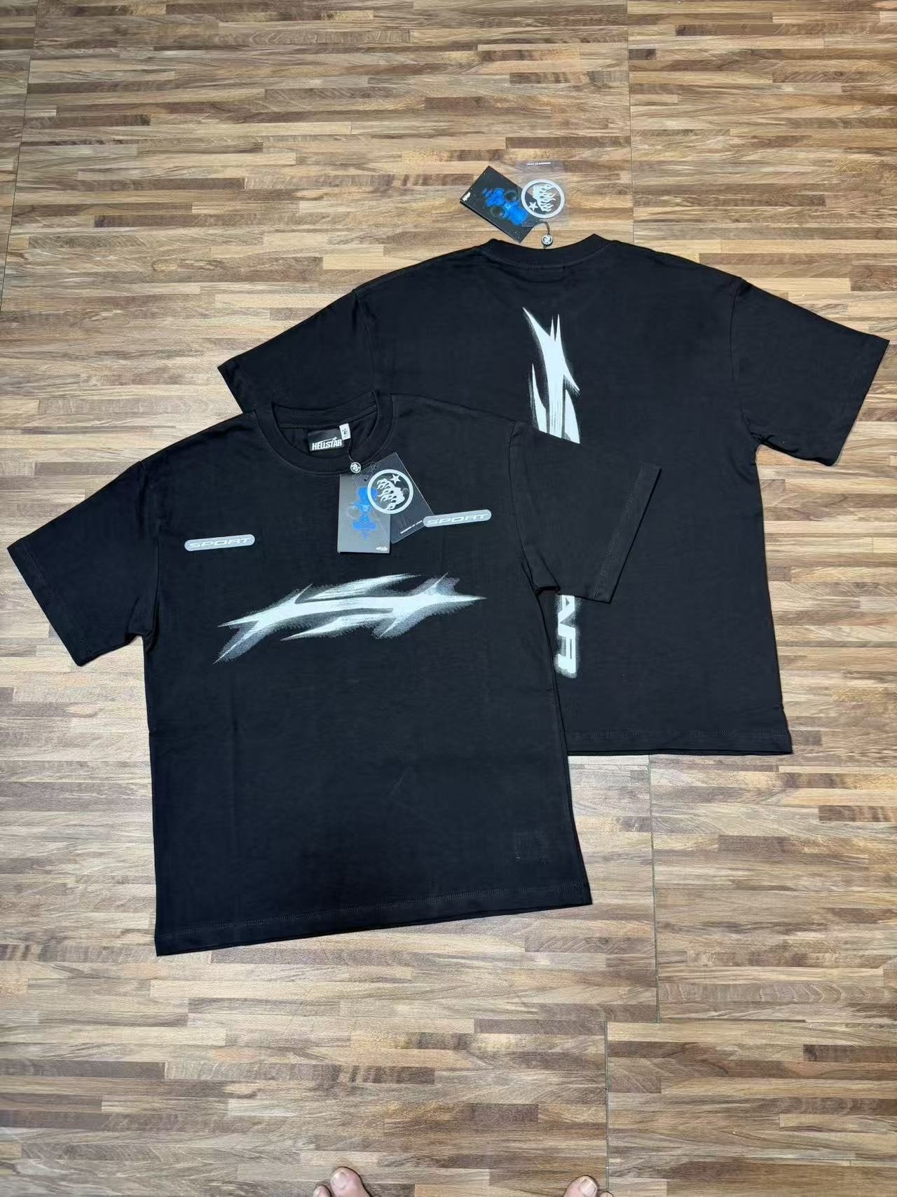 Hellstar Sport Graphic Short-Sleeve T-Shirt — context