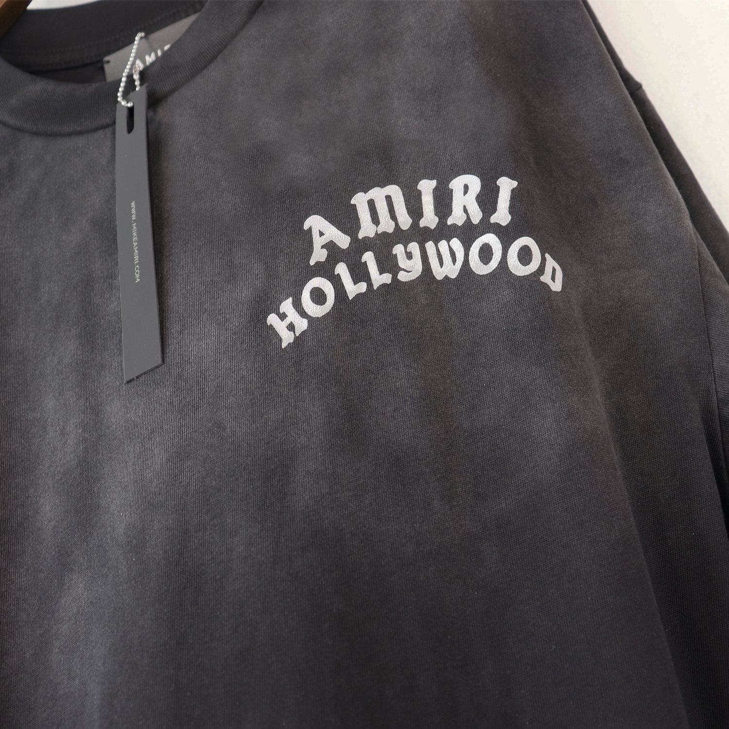 AMIRI Hollywood Graphic Short-Sleeve T-Shirt — hang_tag