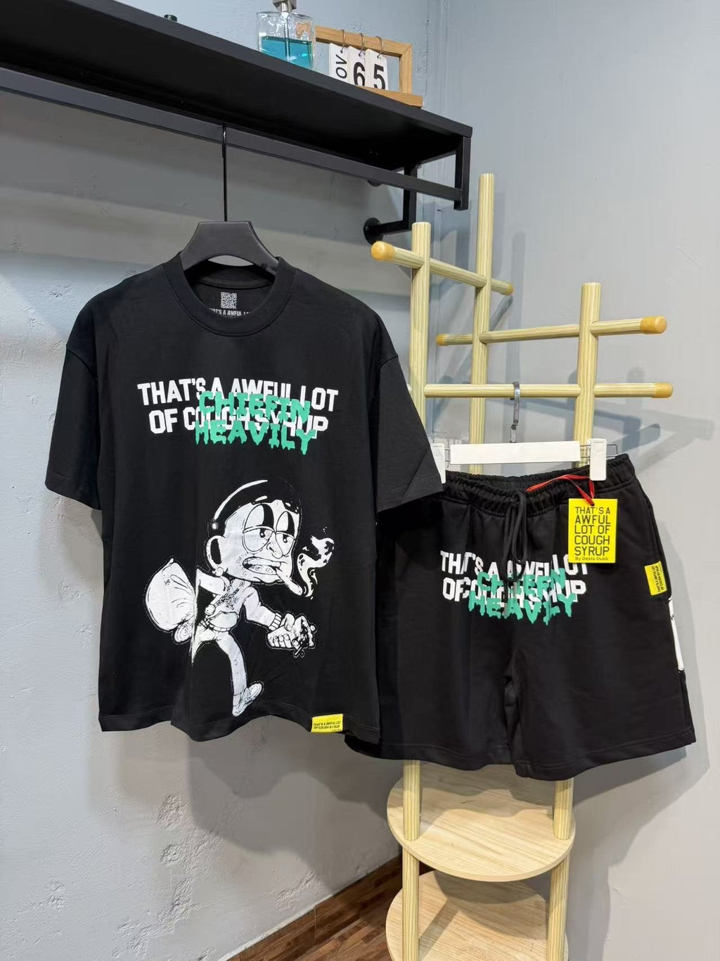 THAT'S A AWFUL LOT OF COUGH SYRUP Cartoon Short-Sleeve Set — front