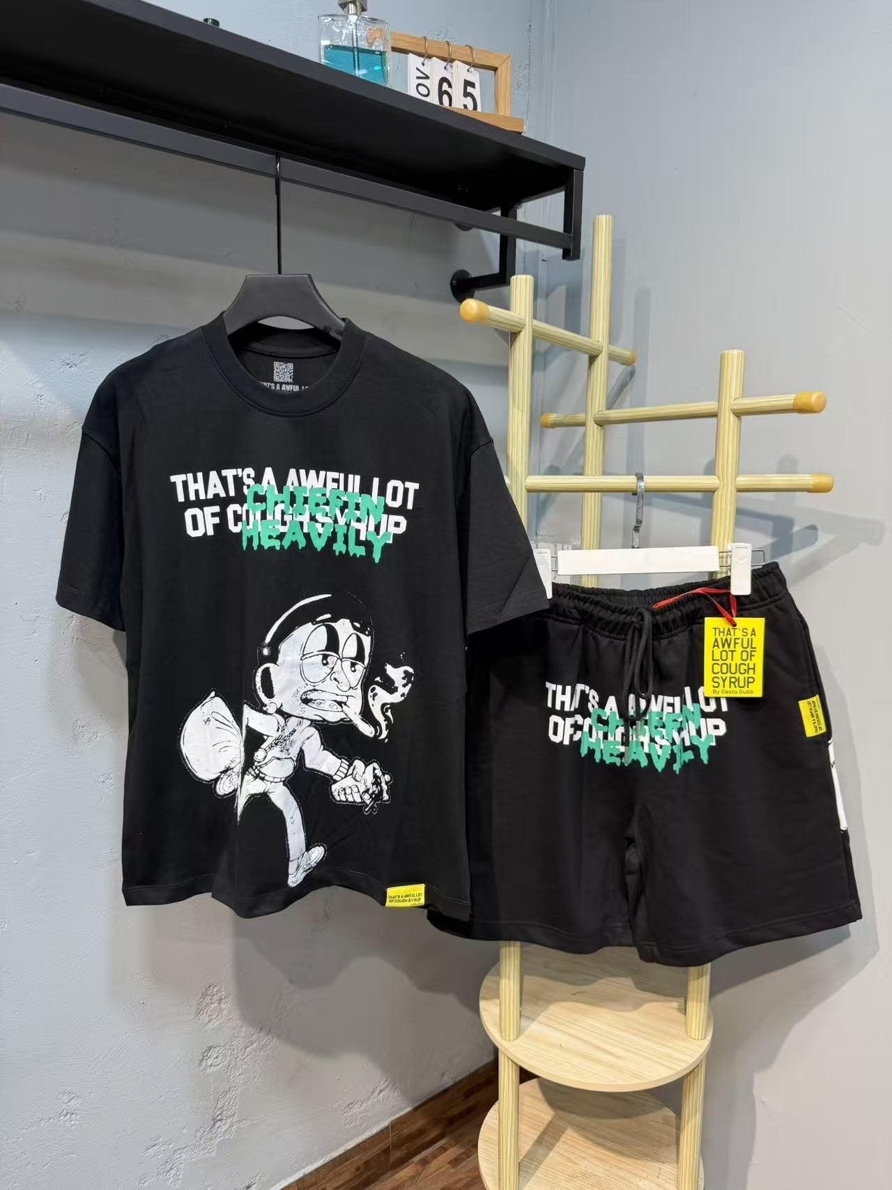 THAT'S A AWFUL LOT OF COUGH SYRUP Cartoon Short-Sleeve Set — front