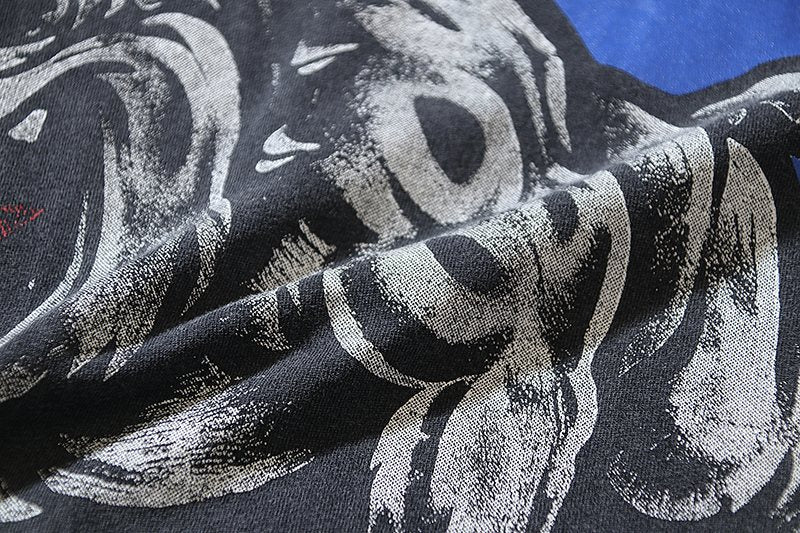 VALE USA Bulldog Graphic Washed Black T-Shirt — detail