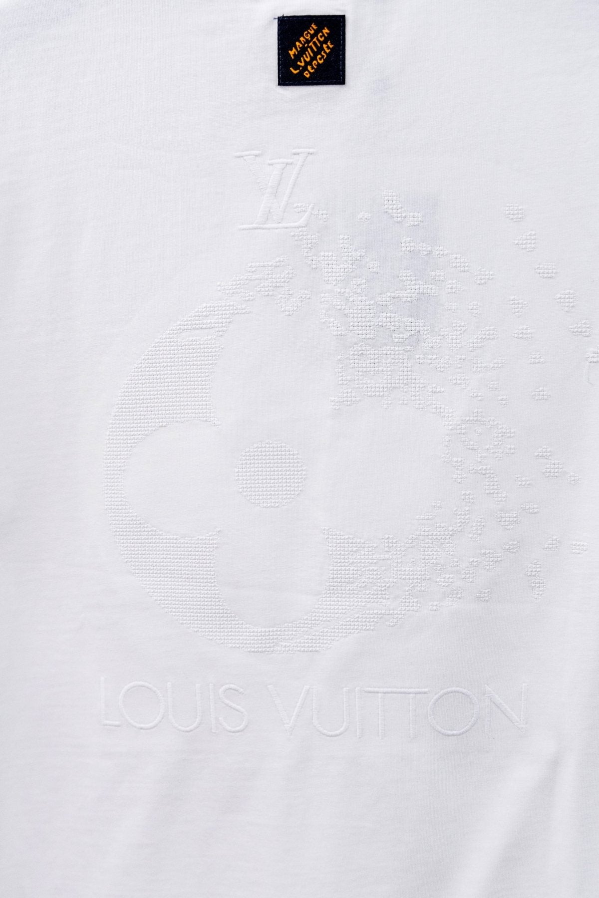 Louis Vuitton*LV Tonal Floral Graphic Short-Sleeve T-Shirt — detail