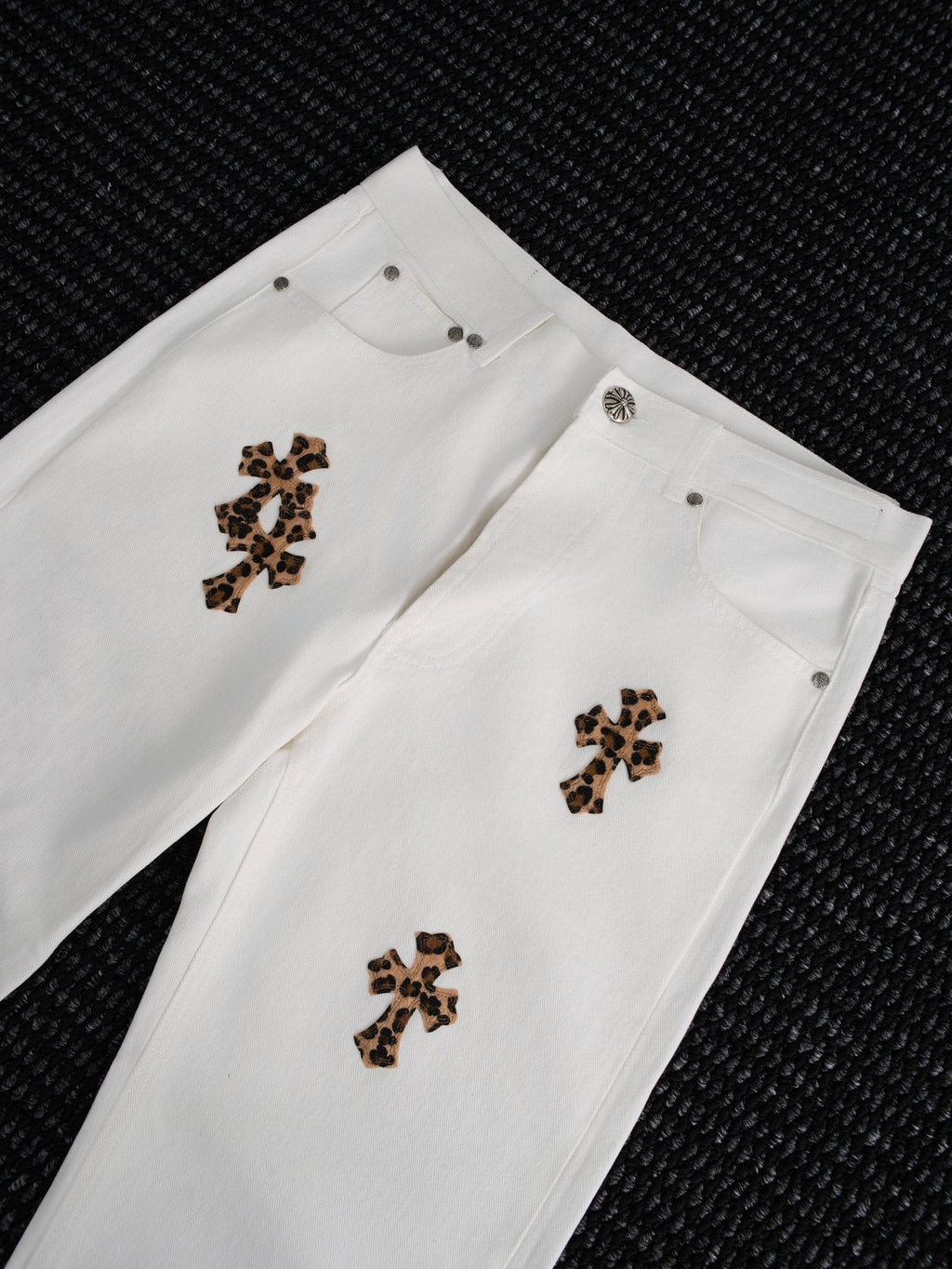 Chrome Hearts Leopard Cross Patch White Jeans — detail
