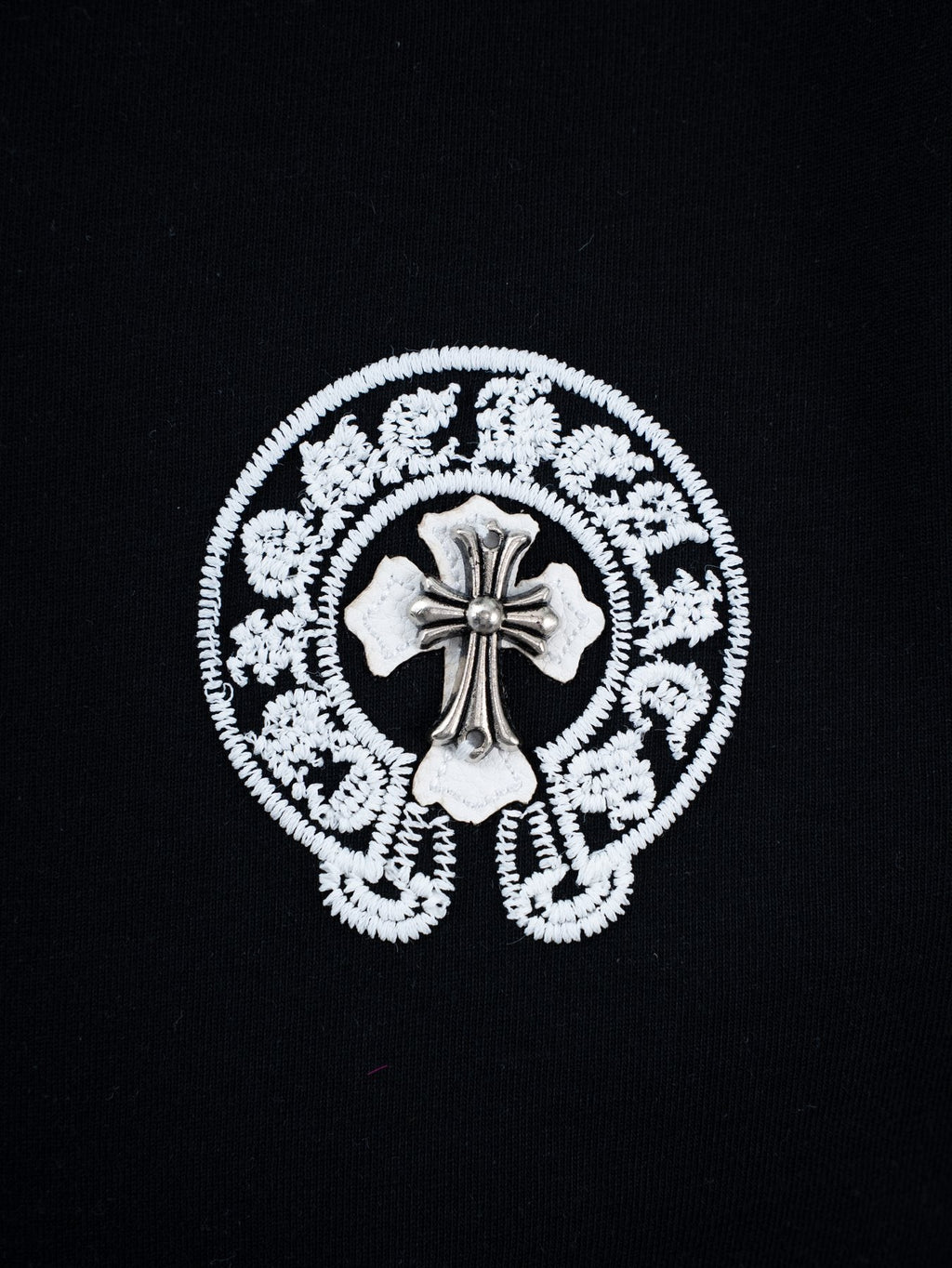 Chrome Hearts Horseshoe Cross Graphic T-Shirt — detail