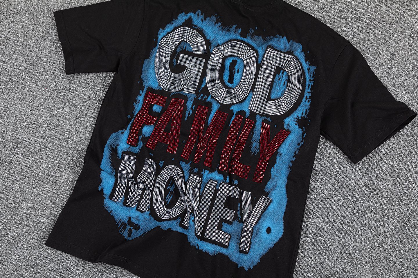 Alfonseca God Family Money Graphic T-Shirt — detail