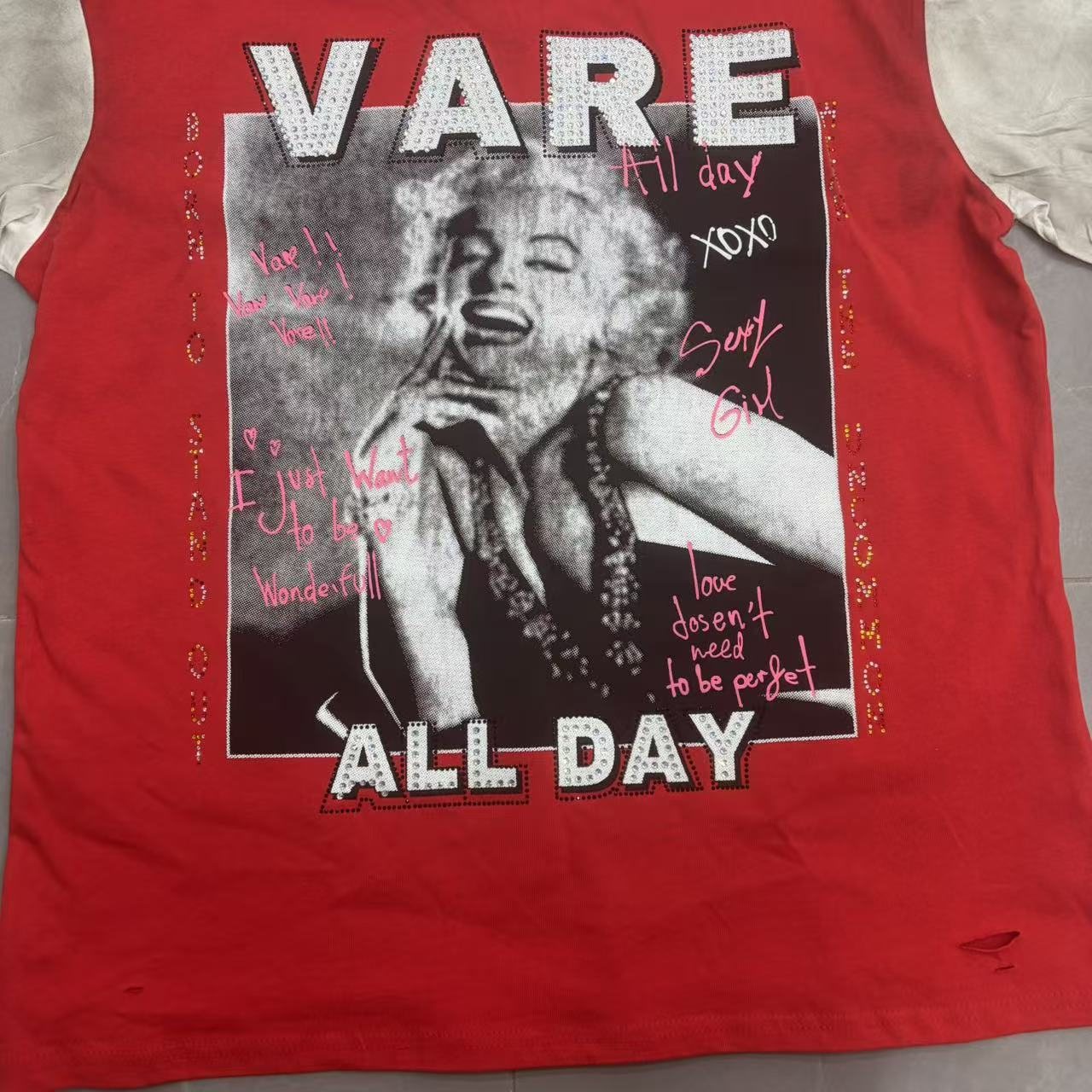 VARE ALL DAY Red Color Block Graphic T-Shirt — detail