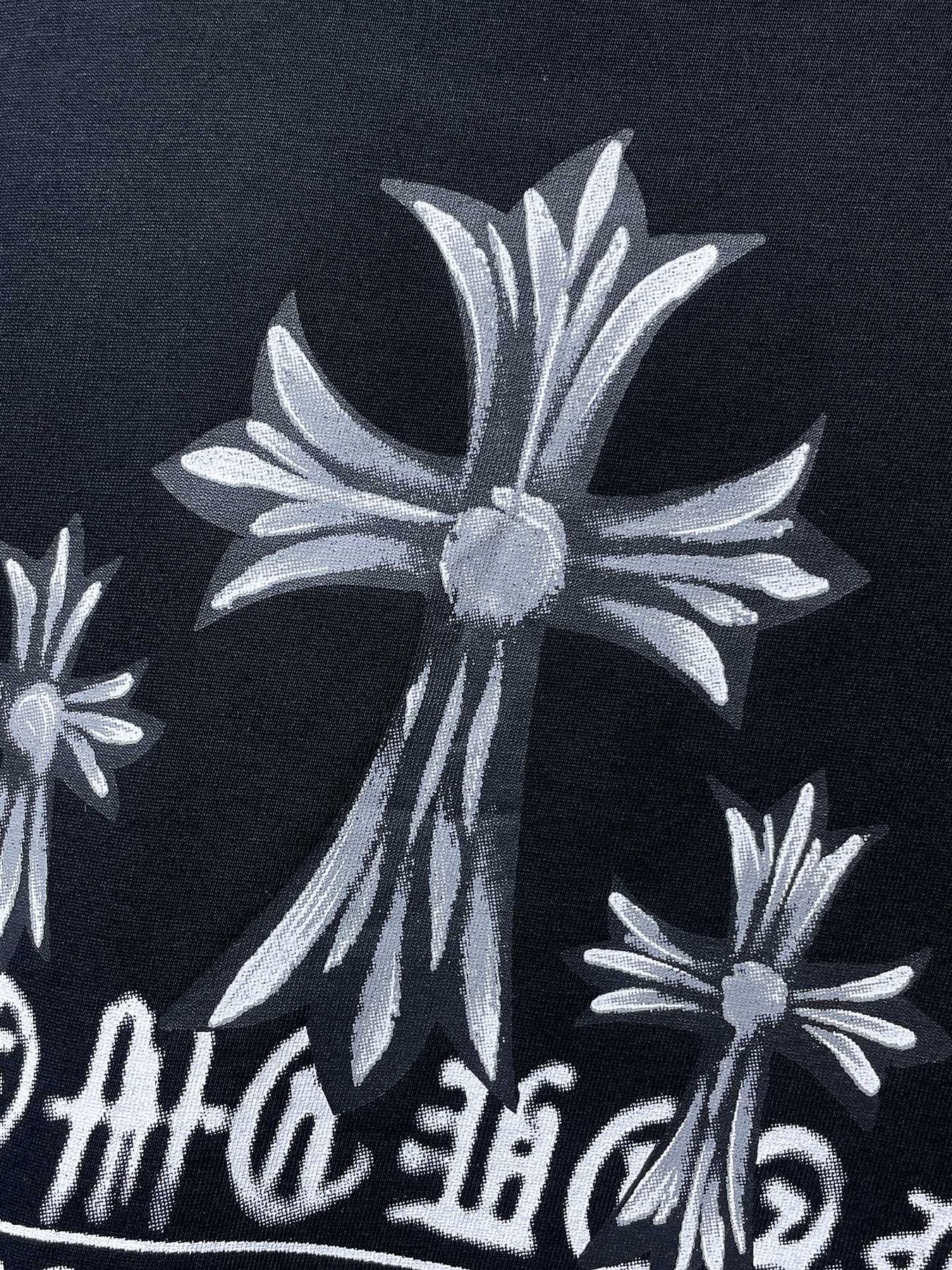 Chrome Hearts Floral Cross USA Graphic T-Shirt — fabric_closeup