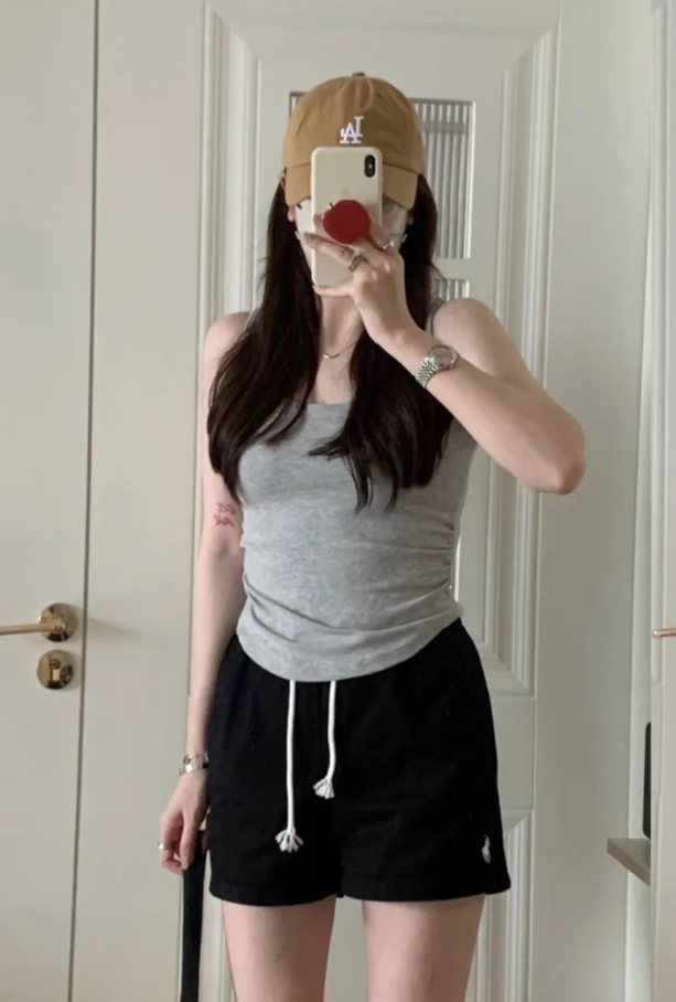 Test2-Ralph Lauren Washed Cotton Drawstring Shorts — model